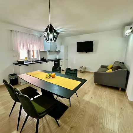 Apartamento Marijan & Marija