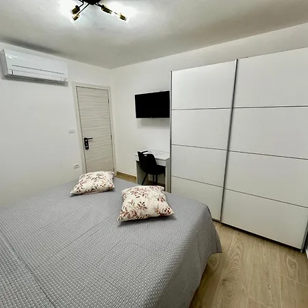 Marijan & Marija Apartament *