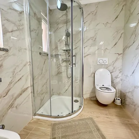 Marijan & Marija Apartament *