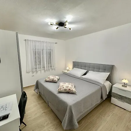 Apartment Marijan & Marija Bale