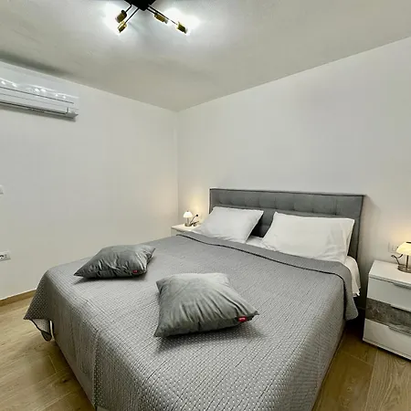 Apartment Marijan & Marija Bale